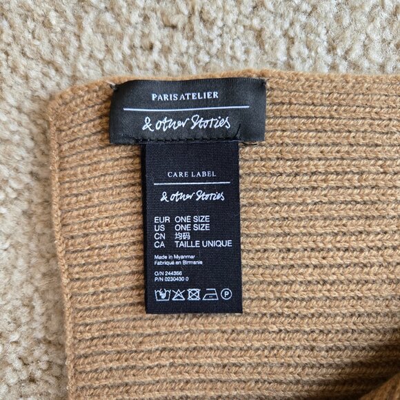 & Other Stories NWOT Ribbed Cashmere Scarf Camel Tan - Picture 3 of 6